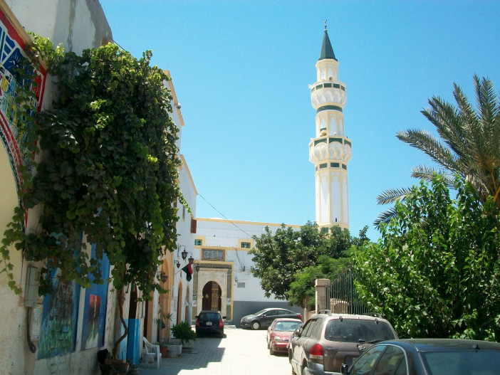 Gurgi_Mosque_Exterior_Tripoli_Libya.jpg
