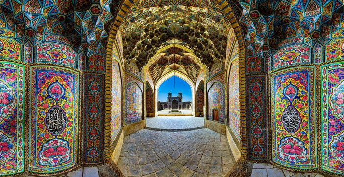 nasir-al-mulk-mosque-shiraz-iran.jpg