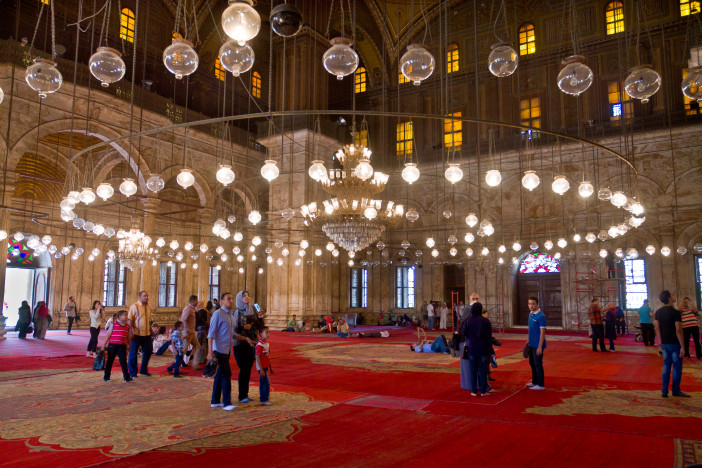 The_great_Mosque_of_Muhammad_Ali_Pasha_-_Cairo.jpg
