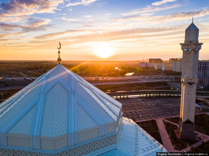 ryskeldy-kazhy-mosque-astana-kazakhstan-4.jpg