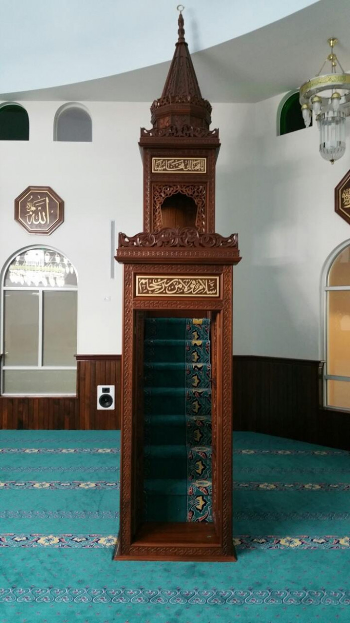 Emir Sultan mosque 7.jpg