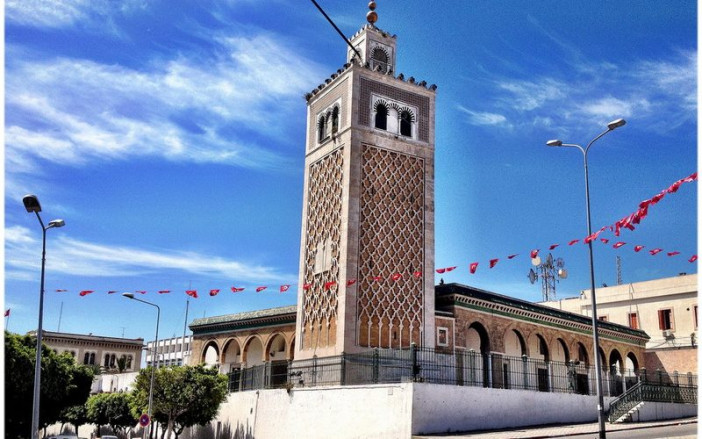 Mosquée-de-la-Kasbah-de-Tunis1.-800x500.jpg