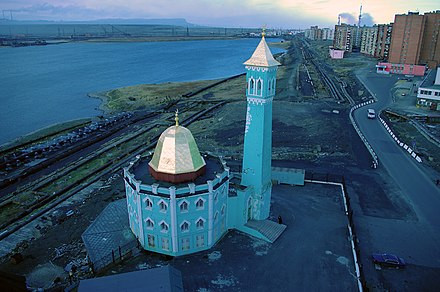 440px-Norilskmosque.jpg