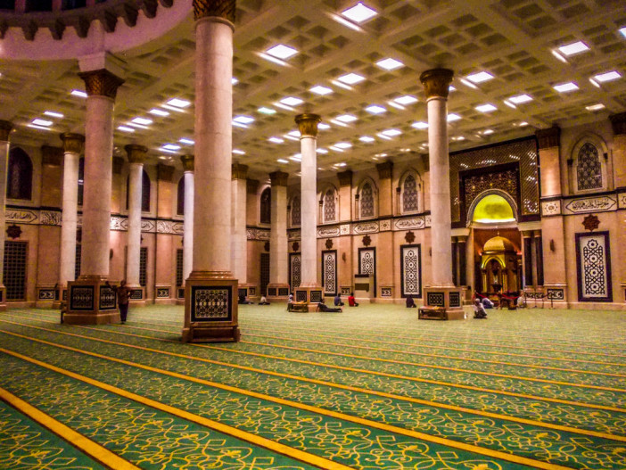 dian_al_mahri_mosque__interior__by_anandastoon-d7yfos5.jpg