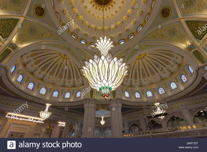 shali-city-chechen-republic-russia-the-largest-mosque-in-europe-prophet-muhammads-mosque-called-pride-of-the-muslims-2A9T1DT.jpg