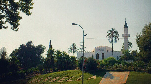 King-Abdulaziz-Mosque-in-Marbella-e1388834552342.jpg
