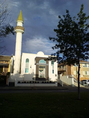 360px-Albanian_Mosque_(Carlton_North)_3.jpg
