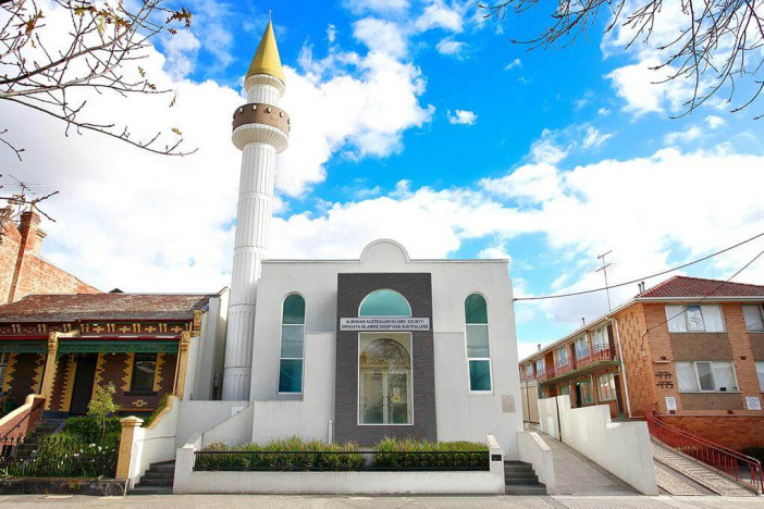 Alb Mosque 3.jpg