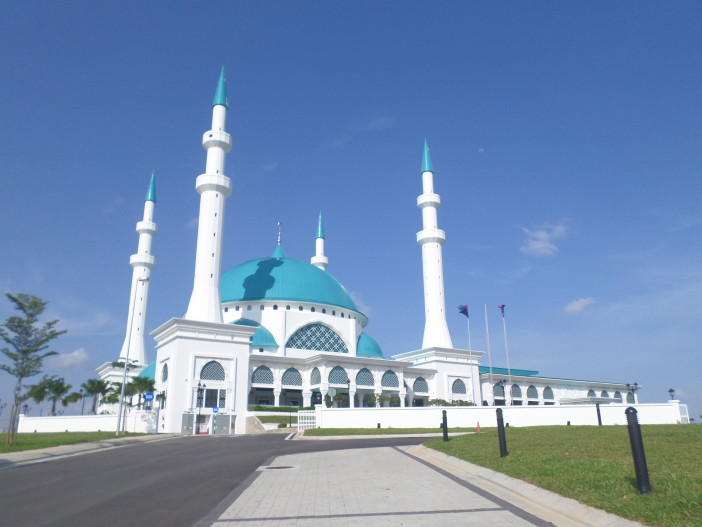 Sultan_Iskandar_Mosque.jpg