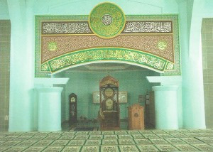 mimbar-masjid-al-manan-300x214.jpg