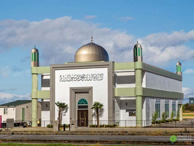 2015-11-20-JP-Nagoya-Mosque-001.jpg