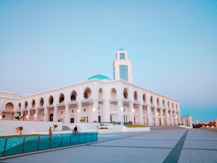مسجد_ابن_باديس_وهران_الجزائر.jpg