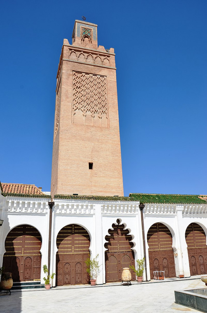 800px-Grande_mosquée_et_dépendance_Minaret_de_la_Mosquée_014.jpg