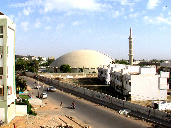 Masjid_e_Tooba.jpg