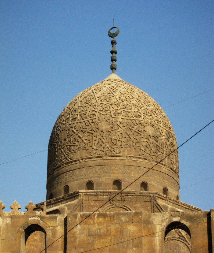 Flickr_-_HuTect_ShOts_-_Dome_of_Madrasa_and_Masjid_of_Sultan_Qaytbay_مدرسة_ومسجد_السلطان_قايتباي_-_Cairo_-_Egypt_-_28_05_2010.jpg