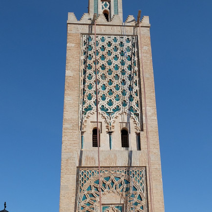 800px-Ben_Salah_Mosque_minaret.jpg