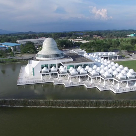 masjid an-nur universiti teknologi petronas.jpg