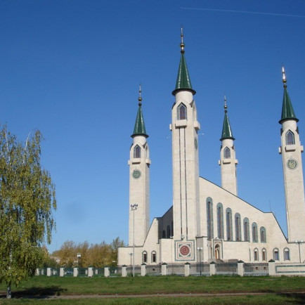 nizhnekamsk_main_mosque.jpg