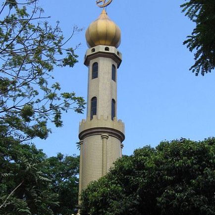440px-Masjid_Omar_Kampong_Melaka_2,_Mar_06.jfif