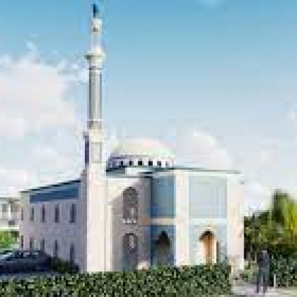 Masjid Aysha-1.jpg