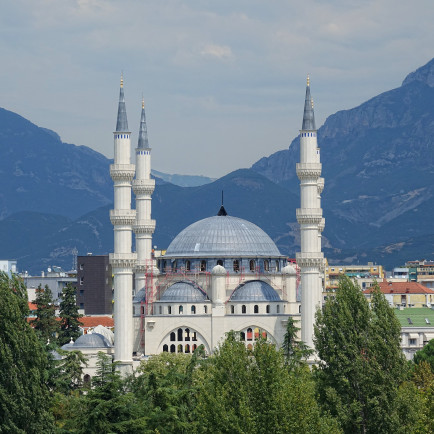 Great-Mosque-of-Tirana-2018.jpg