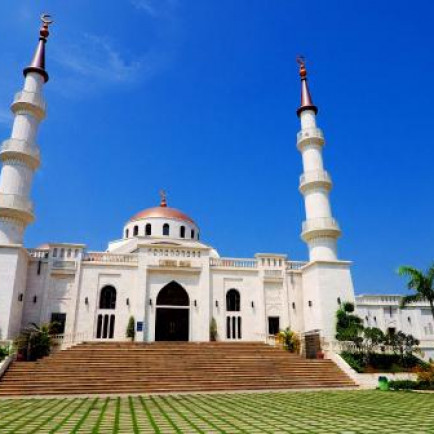 beautiful-new-mosque.jpg