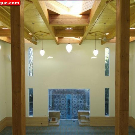 Al-Salaam-Mosque-in-Burnaby-Canada-01.jpg
