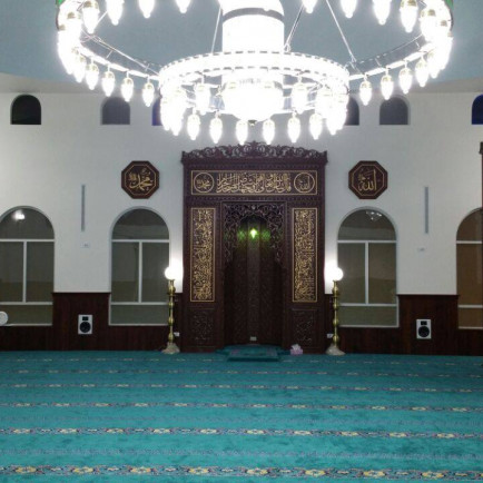 Emir Sultan mosque 5.jpg