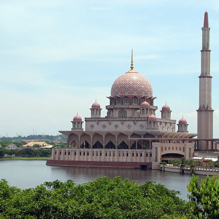 Putrajaya Mosque 4.jpg