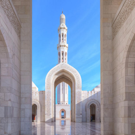 sultan-qaboos-grand-mosque-oman-joana-kruse.jpg
